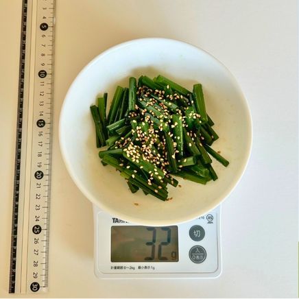中皿1皿分の葉ねぎのサラダ 32g