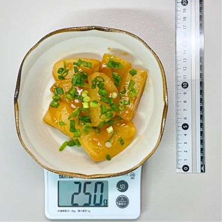 角皿1人前の大根の味噌煮