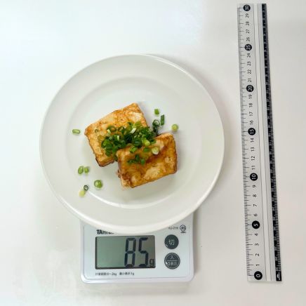 木綿豆腐2切れ分の豆腐のバター醤油焼き