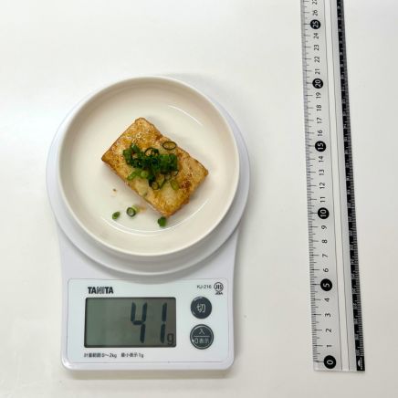 木綿豆腐1切れ分の豆腐のバター醤油焼き