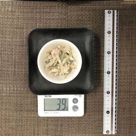 小鉢1杯39gのツナごぼうサラダ