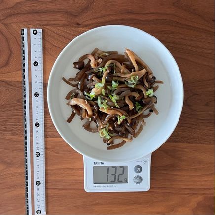 中皿1皿1人前のこんにゃくきのこ