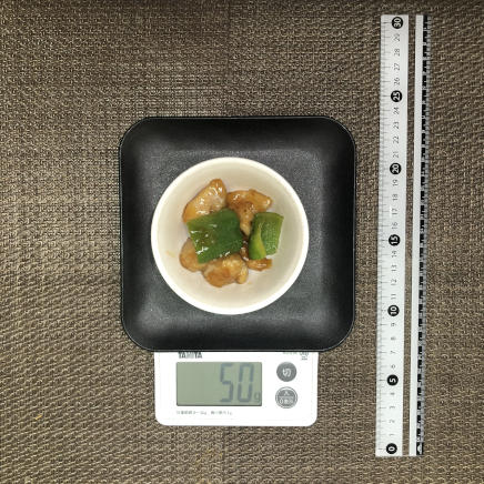 小鉢1杯50gの鶏肉とピーマンの甘酢炒め