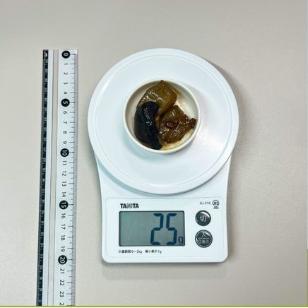 小鉢・一皿分のこんにゃくとしいたけの煮物