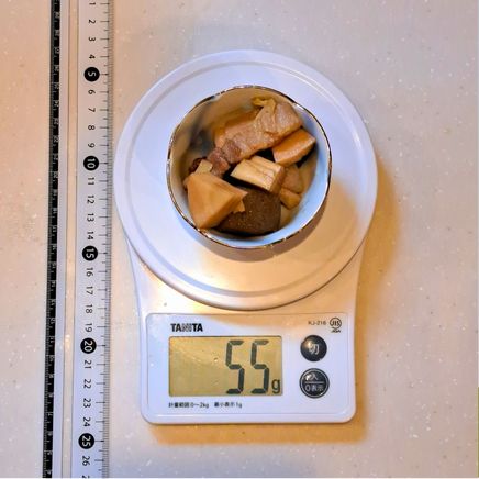 小鉢一杯分のたけのことこんにゃくの煮物