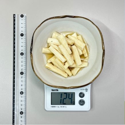 中皿・2人前の長芋のめんつゆ漬け