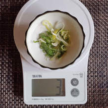 冷かけうどん1杯分のねぎ
