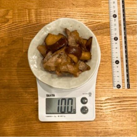 100g分のさつまいもの炒め物