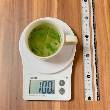 100gのスプラウトのスープ