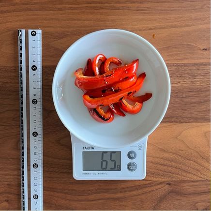 小皿1枚分の赤ピーマンのマリネ