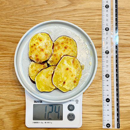 小皿1皿・5切れ分のさつまいものチーズ焼き