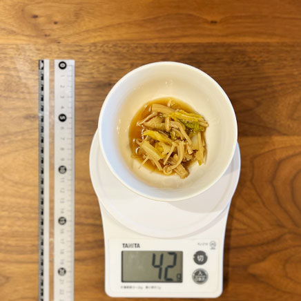 小鉢1杯分の白菜とえのきのに煮浸し