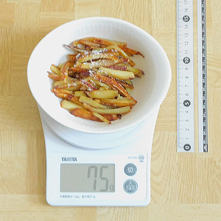 小皿1皿分のさつまいものカリカリ焼き