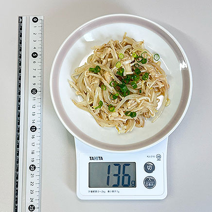 大皿1皿分のもやしとえのきのナムル