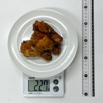 手羽元3本分の旨辛チキン