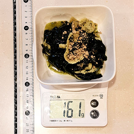 小皿(大)1杯分のわかめの煮物