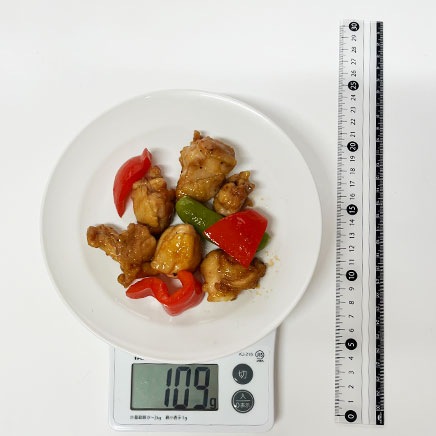 小皿1皿分の鶏肉と野菜の黒酢あん