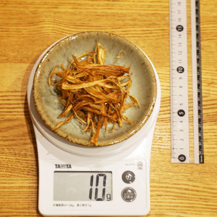 小皿1皿分のごぼうの素揚げ