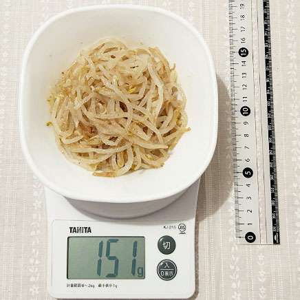 中鉢1杯・1人前のもやしのナムル