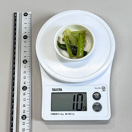 豆皿1皿分の小松菜のバターソテー