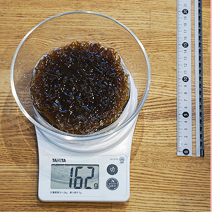 中鉢1杯分の沖縄もずく酢