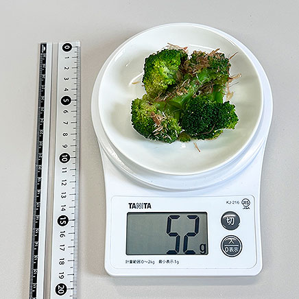 小皿1杯分のブロッコリーのおひたし