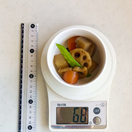 小鉢1杯分の根菜の煮物