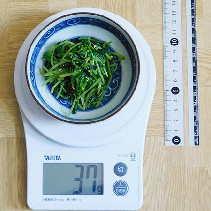 小鉢1杯分のつまみ菜のナムル