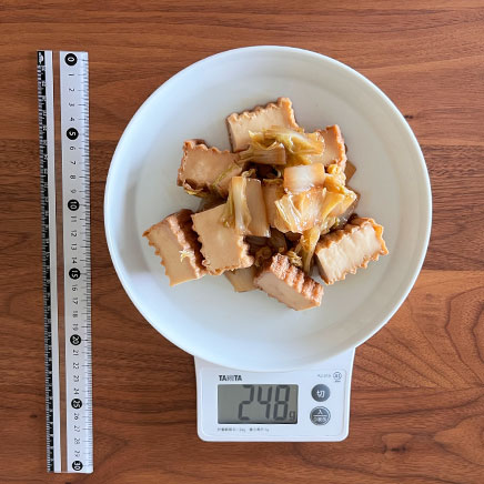 大皿1皿分の厚揚げと白菜の煮物