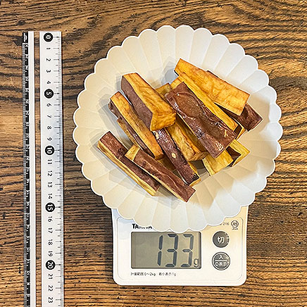 中皿1皿分のさつまいもの素揚げ