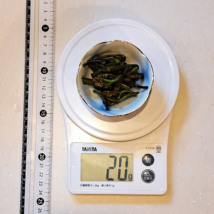小鉢1杯分のわらびのおひたし
