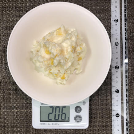 中皿1皿・1人前のコーンのポテトサラダ