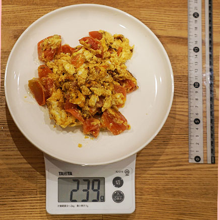 大皿1皿分のトマトの卵とじ