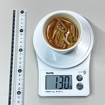 スープカップ1杯分のもやしのキムチスープ