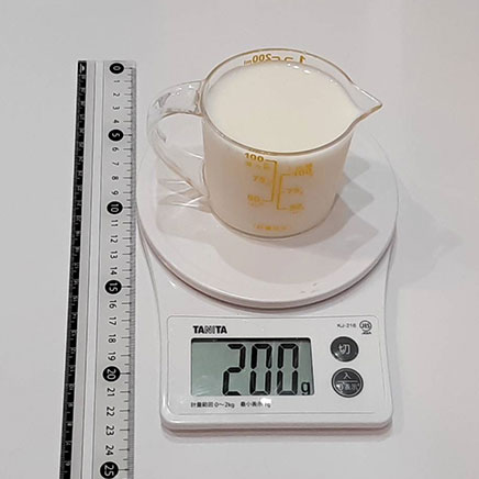 葛粉プリンに使用した牛乳200g