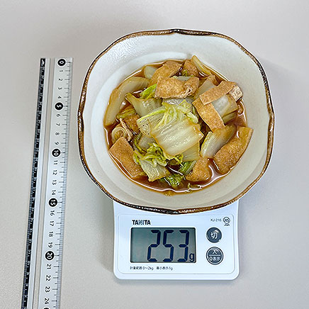 大皿1皿分の白菜と油揚げの煮物