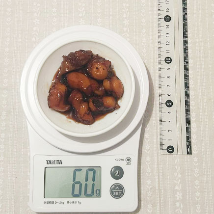 豆皿1皿分のタコの煮物