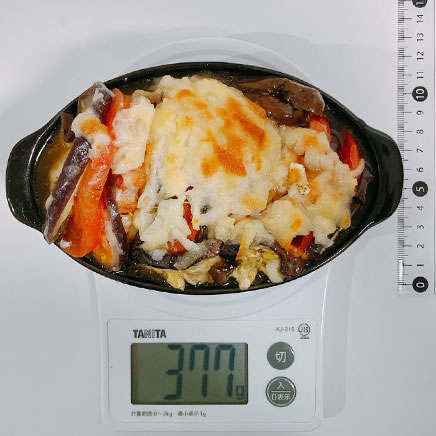 楕円型グラタン皿(中)1皿分の米茄子とトマトのチーズ焼き