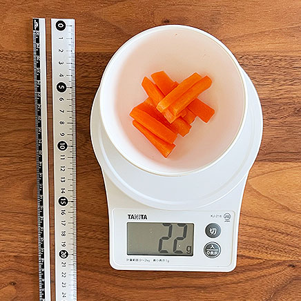 小鉢1杯分のにんじんの浅漬け