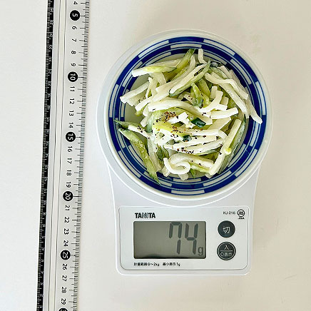 小皿1皿分のマヨネーズと大根のサラダ