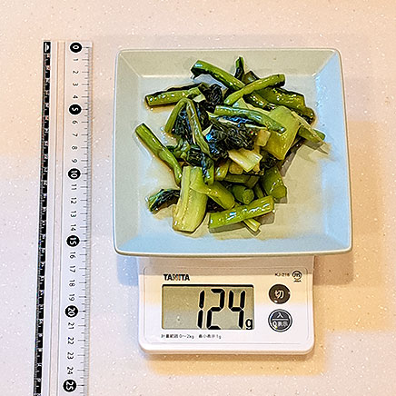 中皿1皿分の野沢菜の炒め物