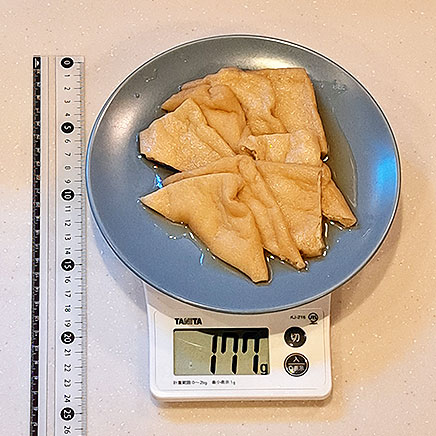 大皿1皿分の油揚げの甘辛煮