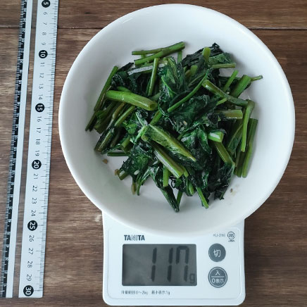 大皿1皿分の空心菜の炒め物