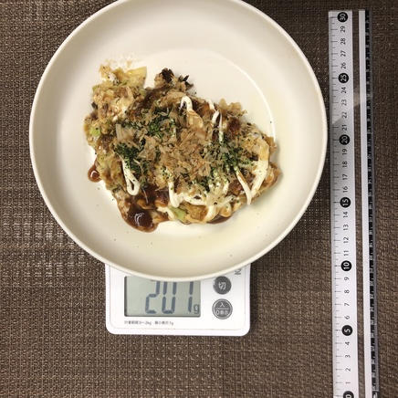 1/2枚分のキャベツと長芋のお好み焼き