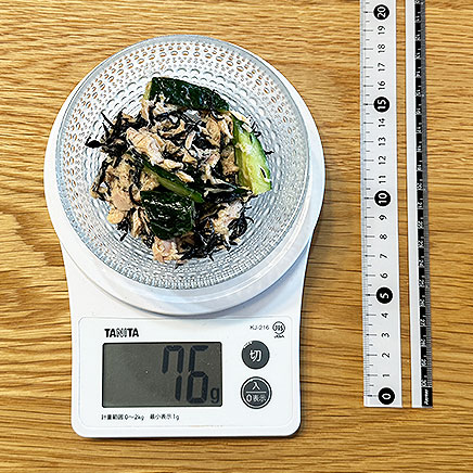 小皿1つ分のひじきとツナのサラダ