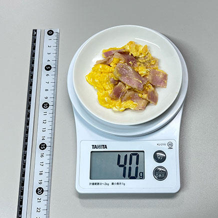 小皿（小）1皿分のベーコンスクランブルエッグ