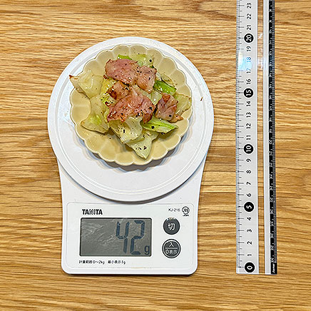 小皿1皿分のベーコンの野菜炒め