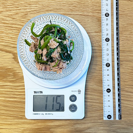 小皿1皿分のほうれん草とツナの和え物