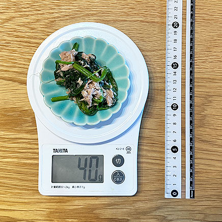 豆皿1皿分のほうれん草とツナの和え物