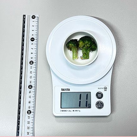 豆皿1皿分のブロッコリーの素揚げ